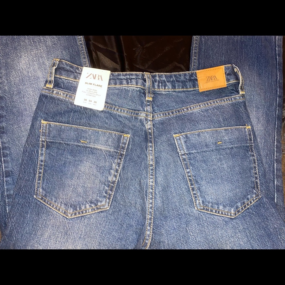 Never worn Zara Jeans
